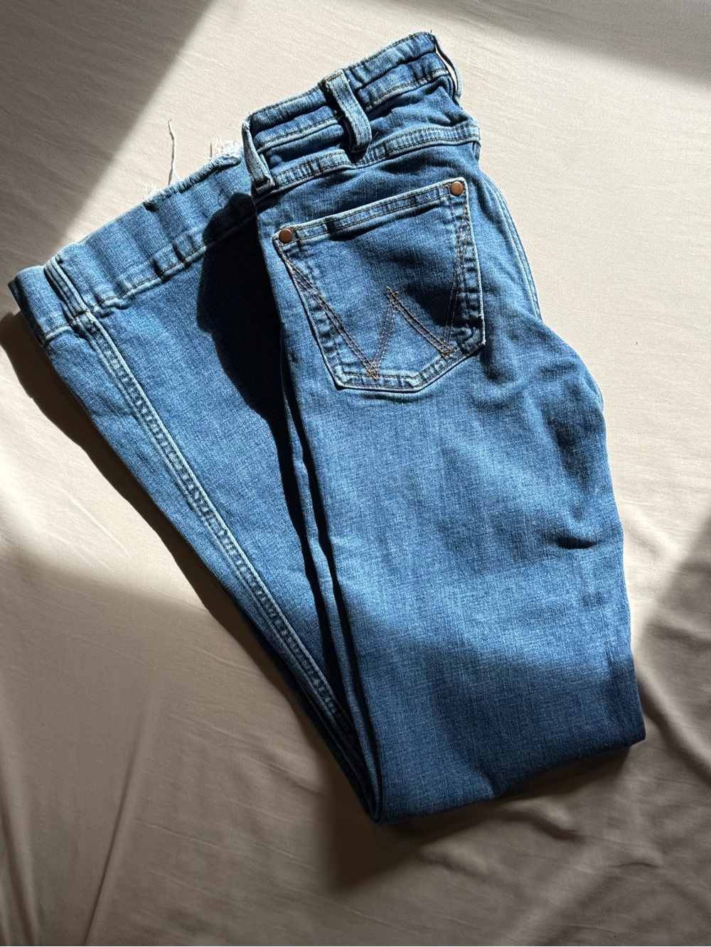 Wrangler Women’s Jeans in Blue Wash
